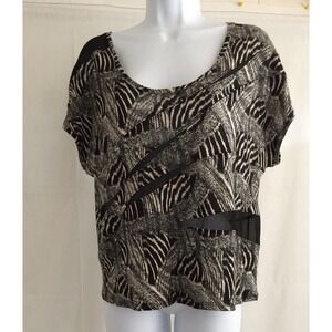 urban outfitters silence + noise crop top short sleeves Animal‎ Print Sheer M